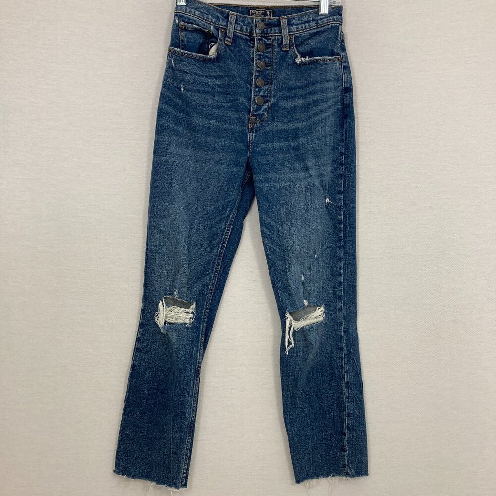 Abercrombie & Fitch Blue Distressed Ultra High Rise Mom Jeans size 2/26